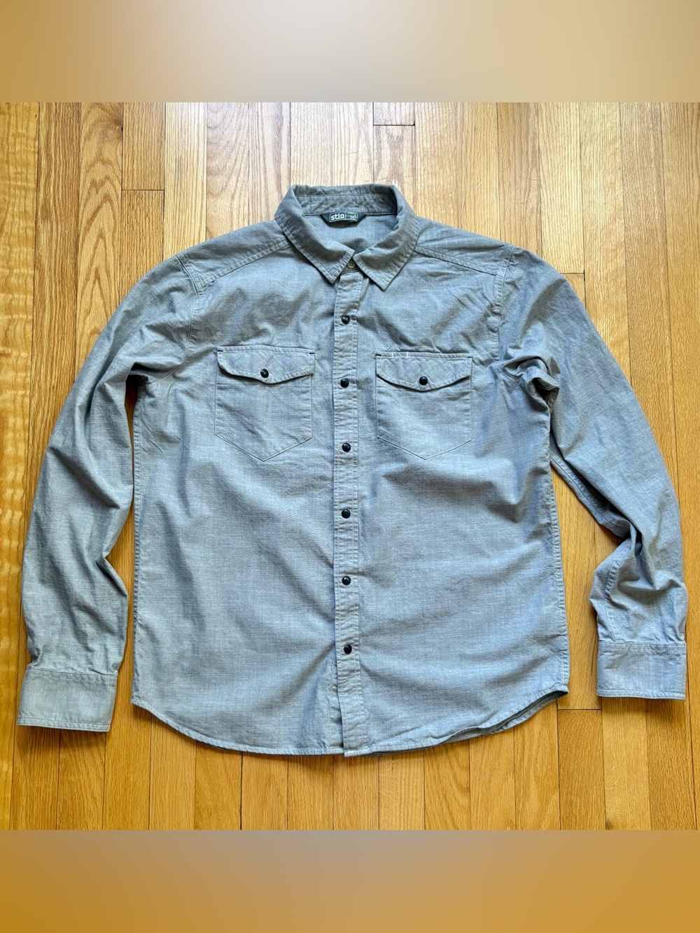 Stio Men’s Ashton Chambray Long Sleeve Snap Button Shirt Medium Gray Solid